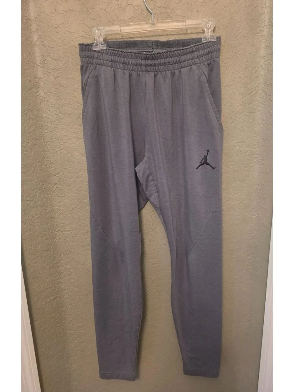 Air Jordan Nike Tech Sphere Men's Gray Joggers M EUC Soft Material